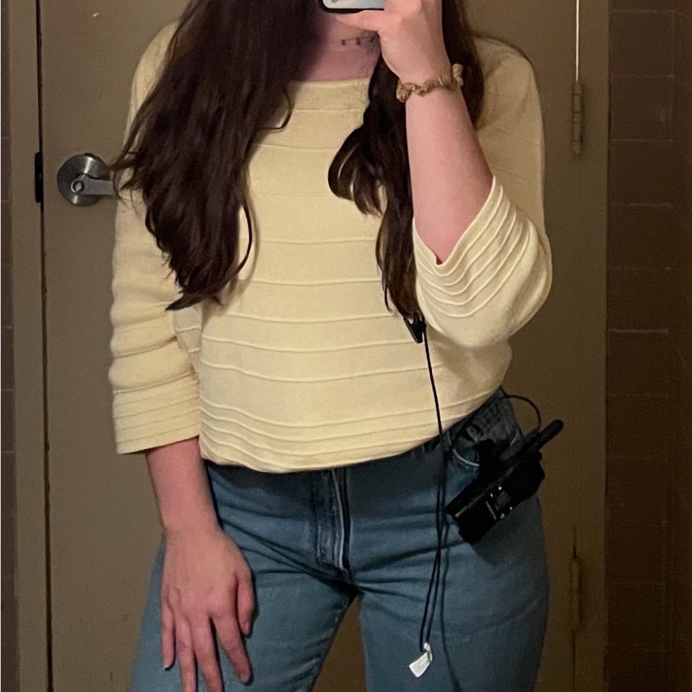 Pale Yellow Top